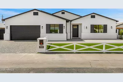 3002 N 53rd Place, Phoenix, AZ 85018 - Photo 2