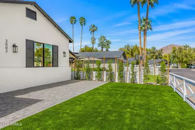3002 N 53rd Place, Phoenix, AZ 85018 - Photo 4