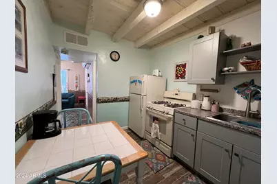 9502 N 2nd Place, Phoenix, AZ 85020 - Photo 16