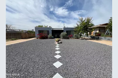 9502 N 2nd Place, Phoenix, AZ 85020 - Photo 1