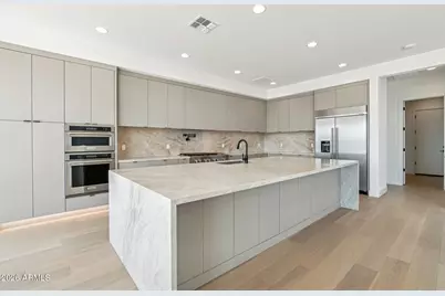 2351 E Aquarius Place, Chandler, AZ 85249 - Photo 10