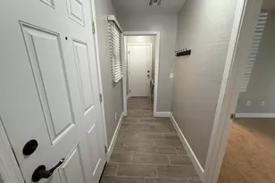 1298 S Owl Dr, Gilbert, AZ 85296 - Photo 2