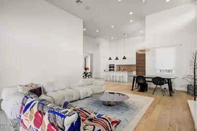 4528 N 39th Place, Phoenix, AZ 85018 - Photo 12