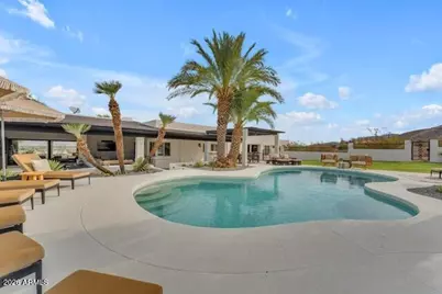2449 W Sunrise Drive, Phoenix, AZ 85041 - Photo 64