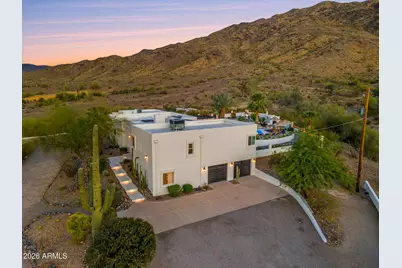 2449 W Sunrise Drive, Phoenix, AZ 85041 - Photo 4