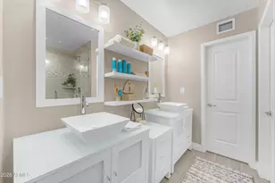 2449 W Sunrise Dr, Phoenix, AZ 85041 - Photo 38