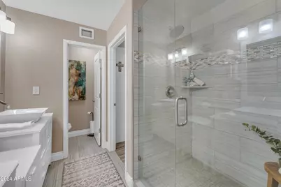 2449 W Sunrise Drive, Phoenix, AZ 85041 - Photo 32