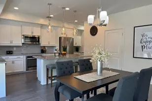 1250 N Abbey Ln, Chandler, AZ 85226 - Photo 2