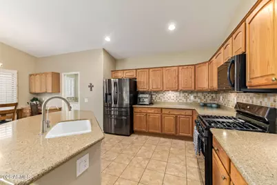 24216 S Briarcrest Drive, Sun Lakes, AZ 85248 - Photo 22