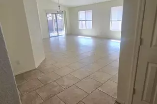 1001 Montrose Ave, Sierra Vista, AZ 85635 - Photo 4