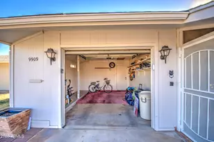 9909 W Newport Dr, Sun City, AZ 85351 - Photo 14