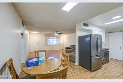 9909 W Newport Drive, Sun City, AZ 85351 - Photo 6
