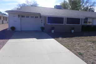 9909 W Newport Dr, Sun City, AZ 85351 - Photo 12
