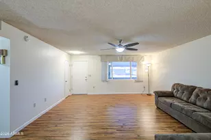 9909 W Newport Dr, Sun City, AZ 85351 - Photo 22