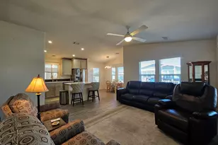 650 N Hawes Rd, Mesa, AZ 85207 - Photo 2