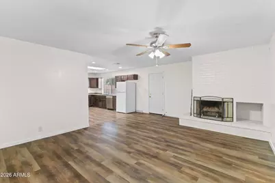 3812 W Loma Lane, Phoenix, AZ 85051 - Photo 10