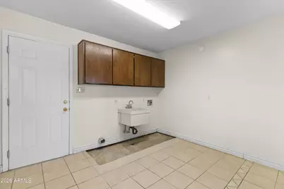 3812 W Loma Lane, Phoenix, AZ 85051 - Photo 12