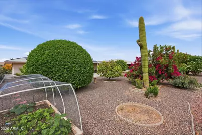 9407 W Glen Oaks Circle, Sun City, AZ 85351 - Photo 14