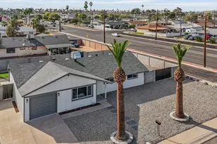 8944 N 17th Ln, Phoenix, AZ 85021 - Photo 2