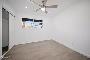 8944 N 17th Ln, Phoenix, AZ 85021 - Photo 6