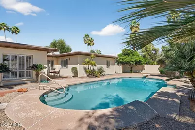 10635 N 44th Court, Phoenix, AZ 85028 - Photo 42