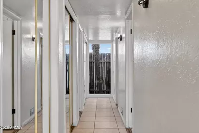 10635 N 44th Court, Phoenix, AZ 85028 - Photo 36