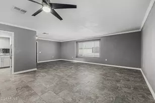 9341 W Briarwood Cir N, Sun City, AZ 85351 - Photo 10