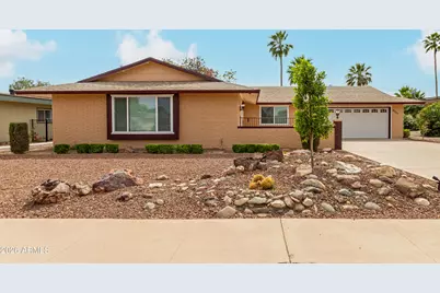 9341 W Briarwood Circle N, Sun City, AZ 85351 - Photo 1