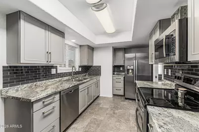 9341 W Briarwood Circle N, Sun City, AZ 85351 - Photo 16