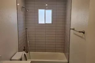 1325 E Vista Ave, Phoenix, AZ 85020 - Photo 10