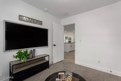 2210 E Alta Vista Road, Phoenix, AZ 85042 - Photo 12