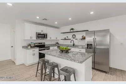 2210 E Alta Vista Road, Phoenix, AZ 85042 - Photo 6