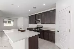 29976 W Wild Hazel Dr, Buckeye, AZ 85396 - Photo 4