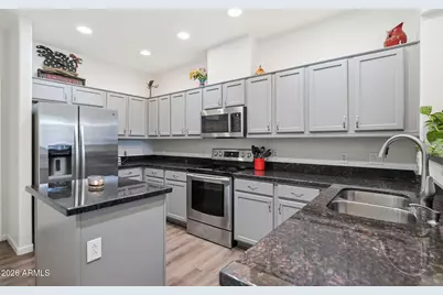42424 N Gavilan Peak Parkway #28102, Anthem, AZ 85086 - Photo 2