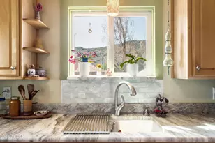 122 Van Dyke St, Bisbee, AZ 85603 - Photo 8