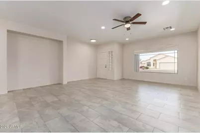 5665 W Laurie Lane, Glendale, AZ 85302 - Photo 6