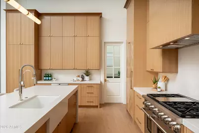 3923 E Heatherbrae Drive, Phoenix, AZ 85018 - Photo 4