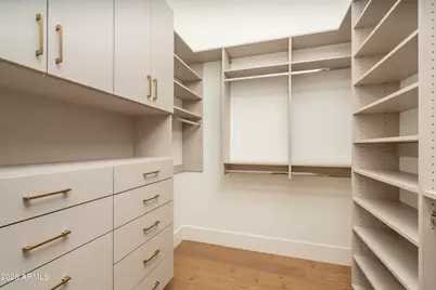 3923 E Heatherbrae Drive, Phoenix, AZ 85018 - Photo 28