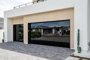 3923 E Heatherbrae Dr, Phoenix, AZ 85018 - Photo 52