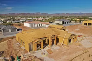 584 E Tanglewood Trl, Phoenix, AZ 85085 - Photo 10