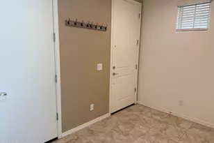 637 W Winchester Dr, Chandler, AZ 85286 - Photo 10