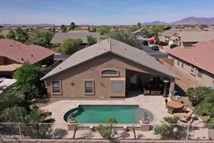21863 N Reis Dr, Maricopa, AZ 85138 - Photo 2