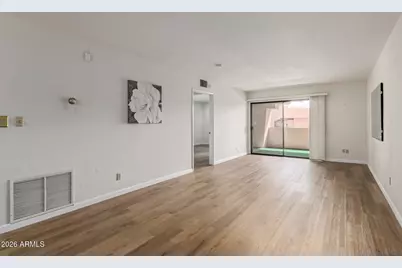 12222 N Paradise Village Parkway #440, Phoenix, AZ 85032 - Photo 2