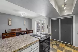 2122 E Margarita Dr, Tempe, AZ 85281 - Photo 8