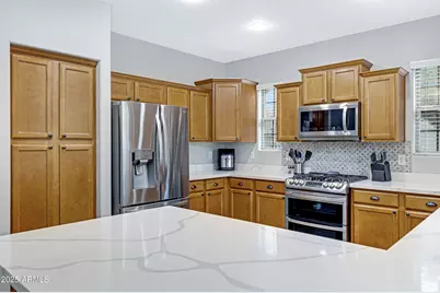 15366 W Bloomfield Road, Surprise, AZ 85379 - Photo 12