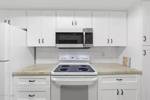 10444 N 69th St, Paradise Valley, AZ 85253 - Photo 14