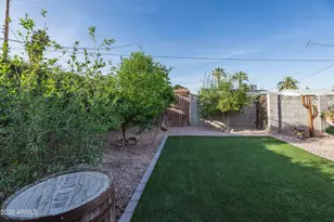 4118 W Orangewood Ave, Phoenix, AZ 85051 - Photo 24