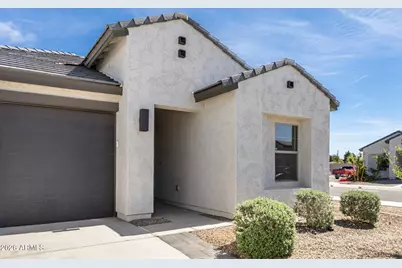 7801 N 79th Avenue, Glendale, AZ 85303 - Photo 1