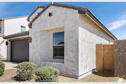 7801 N 79th Avenue, Glendale, AZ 85303 - Photo 2