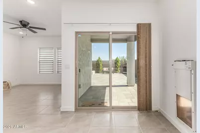 7801 N 79th Avenue, Glendale, AZ 85303 - Photo 10